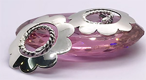 petal nipple shields